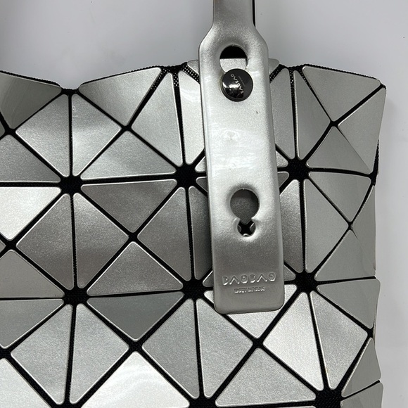 Bao Bao Issey Miyake Silver Lucent Tote - Picture 3 of 12